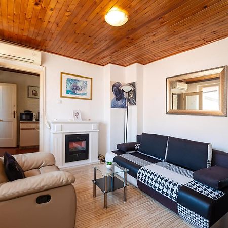 Ferienwohnung Timeless Antique Old Town With Terrace Zadar Exterior foto